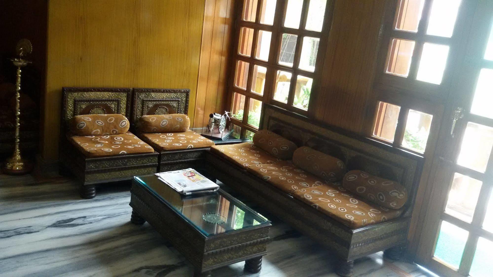 Divya Hotel Varanasi