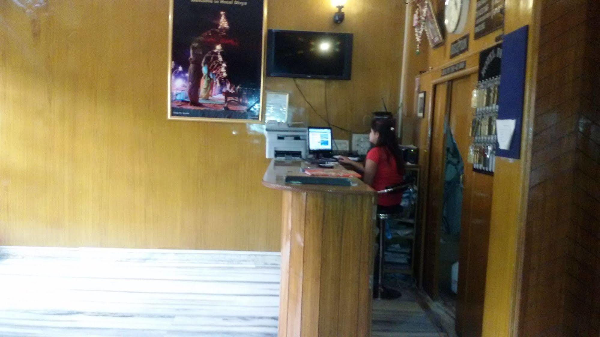 Hotel Divya Varanasi